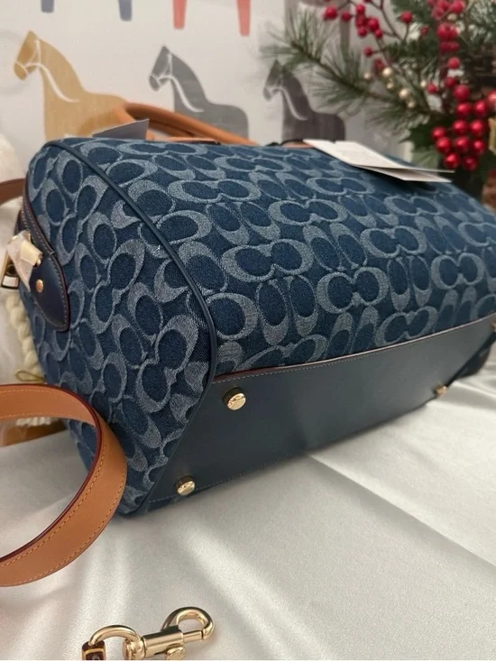 COACH Blue Signature Denim Satchel with Tan Leather Handles🦋🦋 - Picture 5 of 6